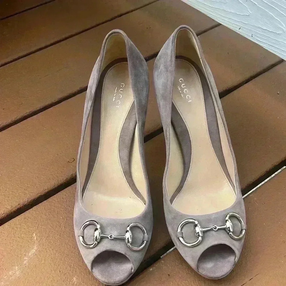 Authentic GUCCI horsebit heels size 40 - Picture 13 of 16